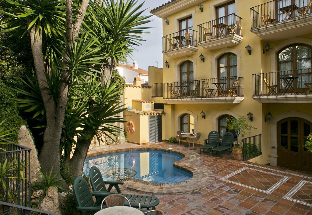 Hotel Restaurante La Masieta كريكسل المظهر الخارجي الصورة