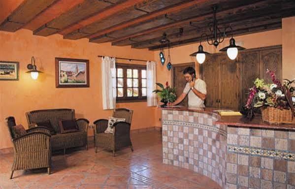 Hotel Restaurante La Masieta كريكسل المظهر الخارجي الصورة